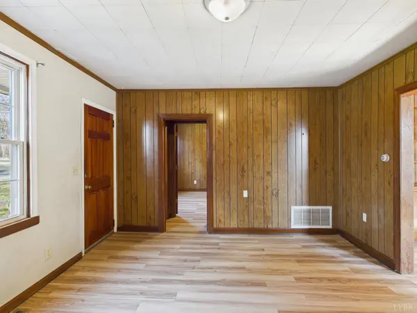 203 Juniper Cliff RD, Brookneal, VA 24528