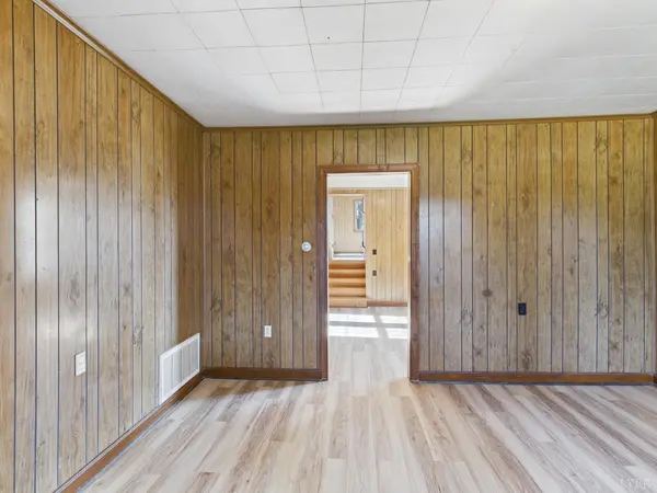 203 Juniper Cliff RD, Brookneal, VA 24528