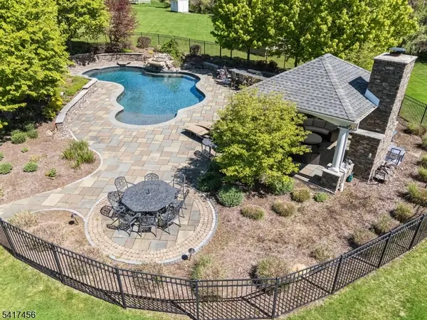 26 Farmersville Rd, Tewksbury Twp., NJ 07830