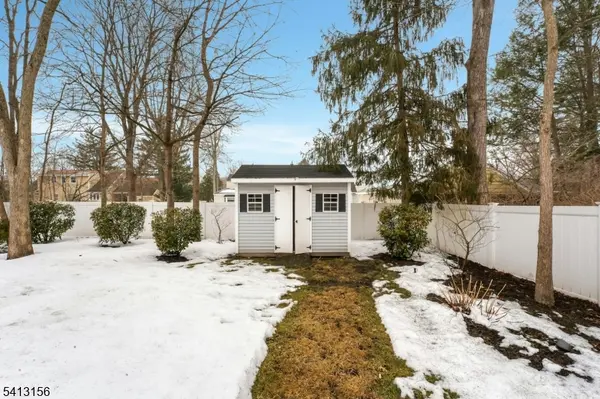 41 Fairview Ave, New Providence Boro, NJ 07974