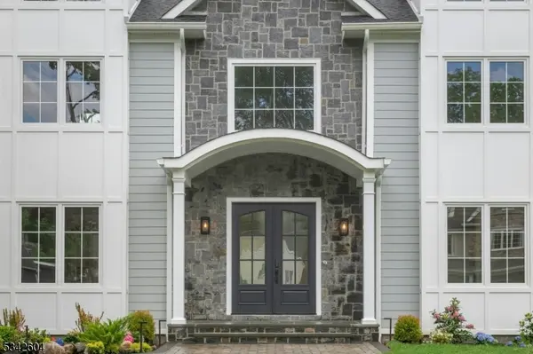 18 Lincoln Ave, Florham Park Boro, NJ 07932