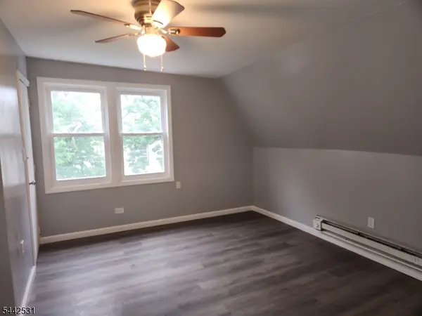 1025 Anna St, Elizabeth City, NJ 07201