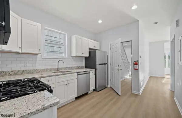 18 Charles St, Bloomfield Twp., NJ 07003