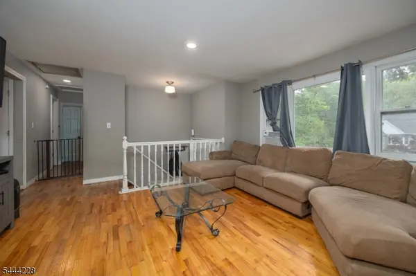 67 Cedar Tree Dr, Vernon Twp., NJ 07422