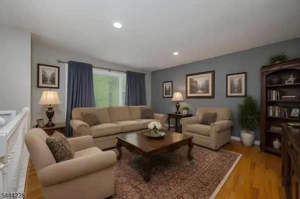 67 Cedar Tree Dr, Vernon Twp., NJ 07422