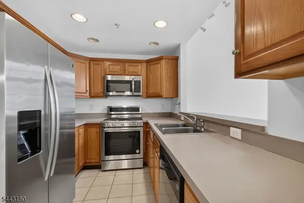 506 Donato Cir, Scotch Plains Twp., NJ 07076