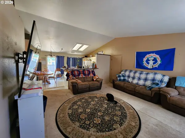 249 S MAGNOLIA ST, Cornelius, OR 97113
