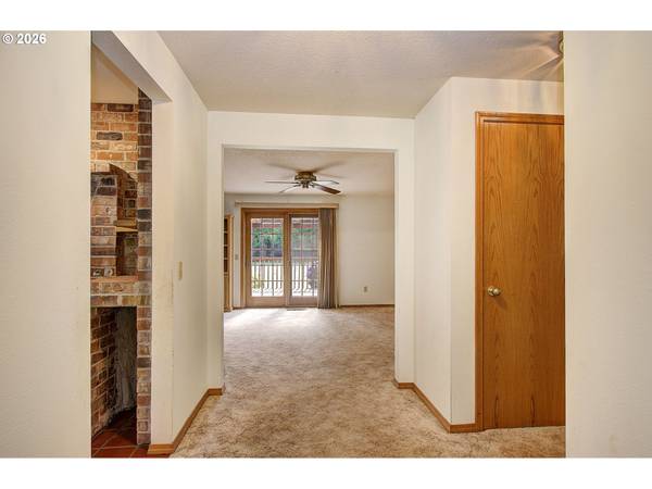 4911 NE 27TH CT, Vancouver, WA 98663