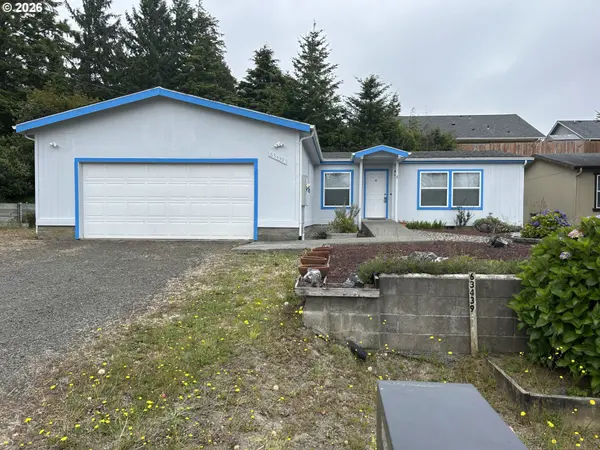 63439 JEROME RD, Coos Bay, OR 97420