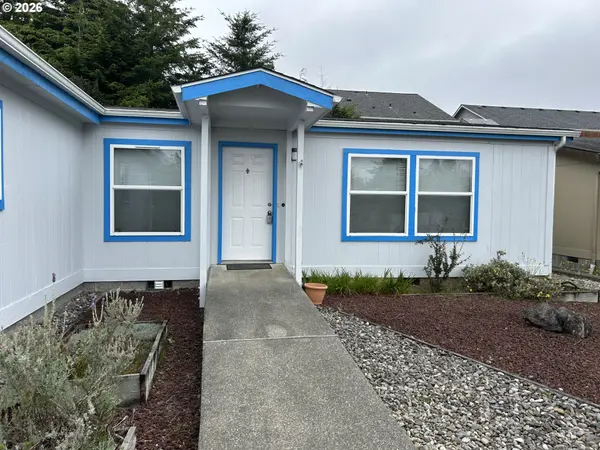 63439 JEROME RD, Coos Bay, OR 97420