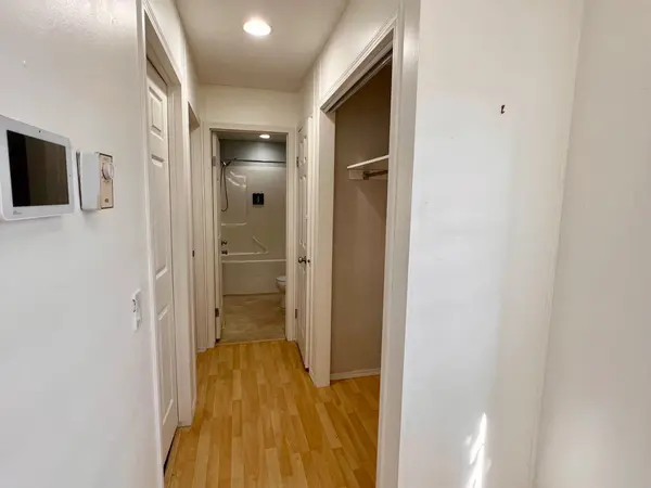 10615 88 St ##204, Grande Prairie, AB T8X 1P5