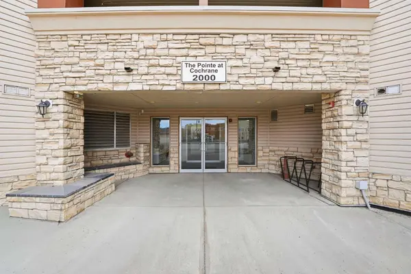 505 Railway ST #2324, Cochrane, AB T4C 2K9