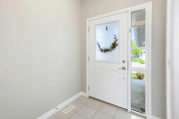 236 Auburn Springs Close SE, Calgary, AB T3M 1L7