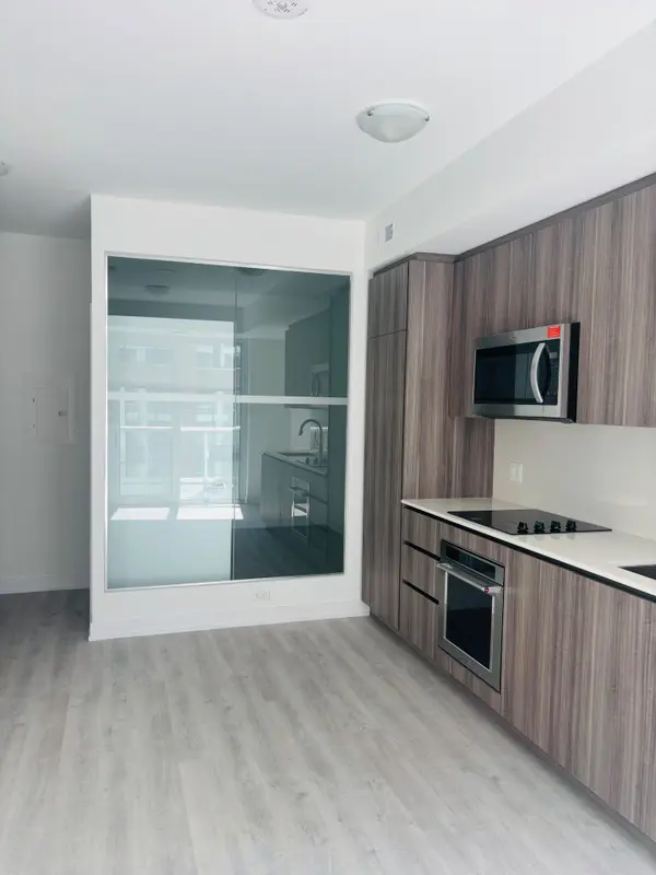 15 Richardson ST #927, Toronto C08, ON M5A 0Y5