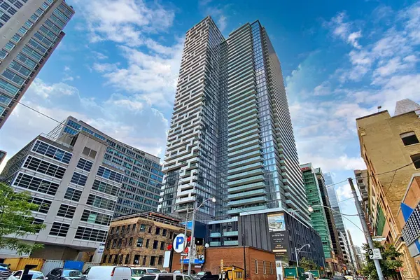 25 Richmond ST E #320, Toronto C08, ON M5C 0A6