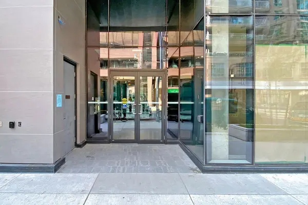 25 Richmond ST E #320, Toronto C08, ON M5C 0A6