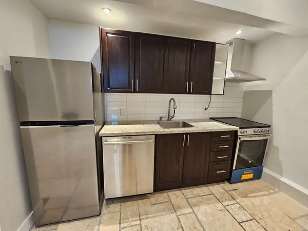 550 Yonge ST #2F, Toronto C01, ON M4Y 1Y8