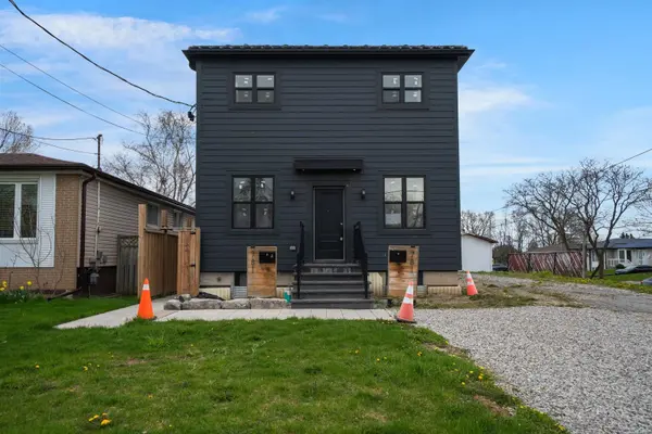 781 Oliva ST, Pickering, ON L1W 2V9