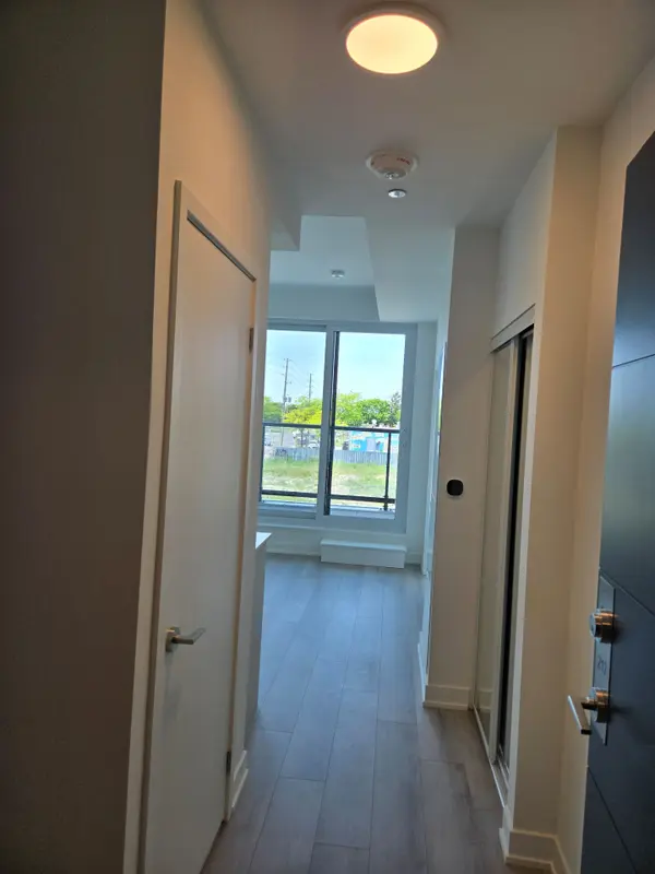 20 Deans DR #217, Toronto E04, ON M1L 0J7