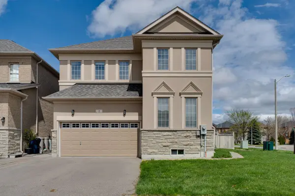2 HAWSTONE RD, Vaughan, ON L4H 4G5