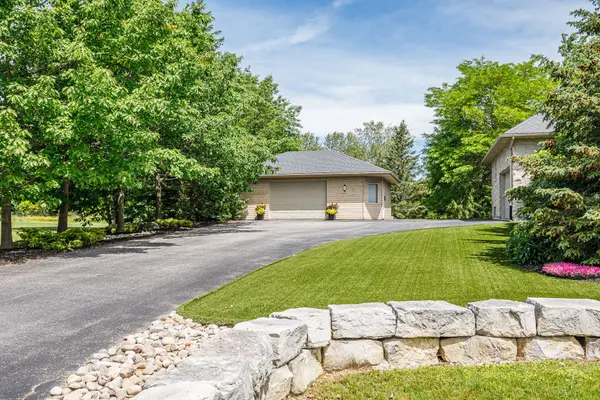 44 Blackburn AVE, Clearview, ON L0M 1P0