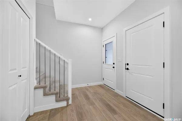 830 Brighton BOULEVARD #6, Saskatoon, SK S7V 2A8
