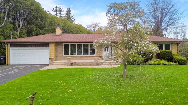 521 Vanessa CRES, Mississauga, ON L5H 2N4