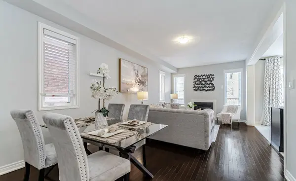 9 Humberstone CRES, Brampton, ON L7A 4C3