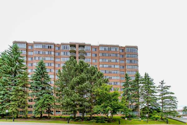 100 Grant Carman DR N #809, Cityview - Parkwoods Hills - Rideau Shore, ON K2E 8B8