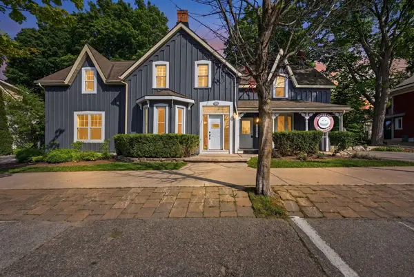 21 Bruce ST N, Blue Mountains, ON N0H 2P0