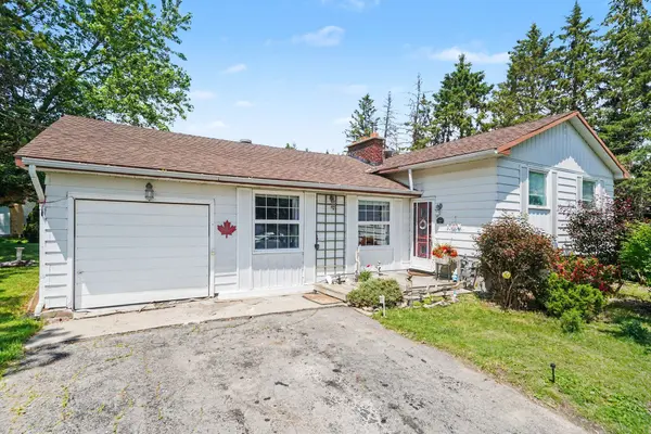 7865 Lawrence ST, Greely - Metcalfe - Osgoode - Vernon And Area, ON K0A 3J0