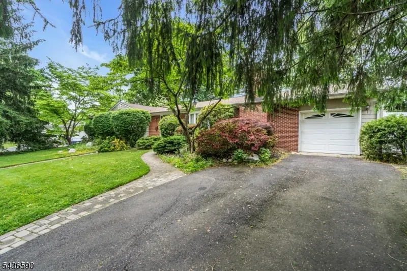 3 Packard Rd, East Brunswick Twp., NJ 08816