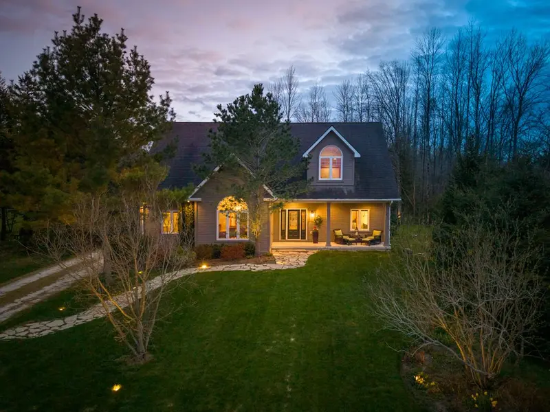166 Sunset BLVD, Blue Mountains, ON N0H 2P0
