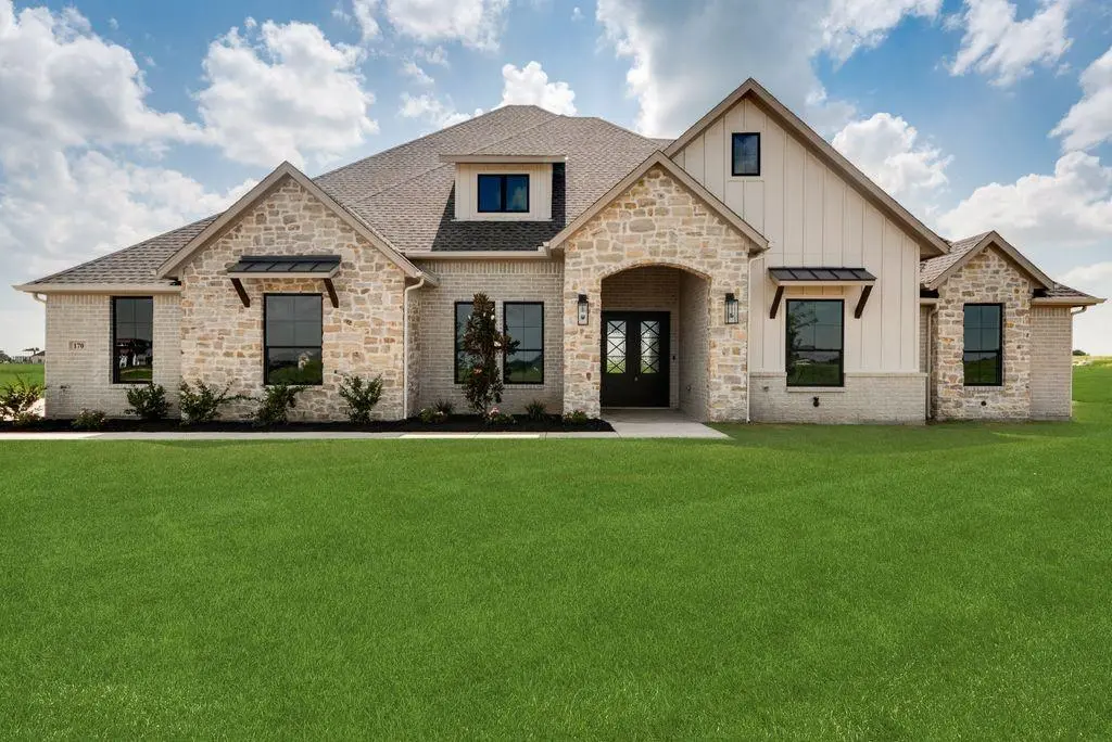 170 Maci Drive, Waxahachie, TX 75167