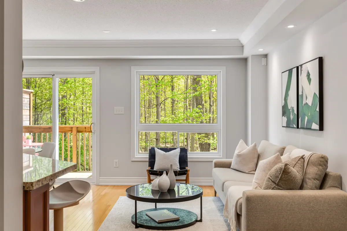 233 Duskywing WAY #33, Oakville, ON L6L 0C5