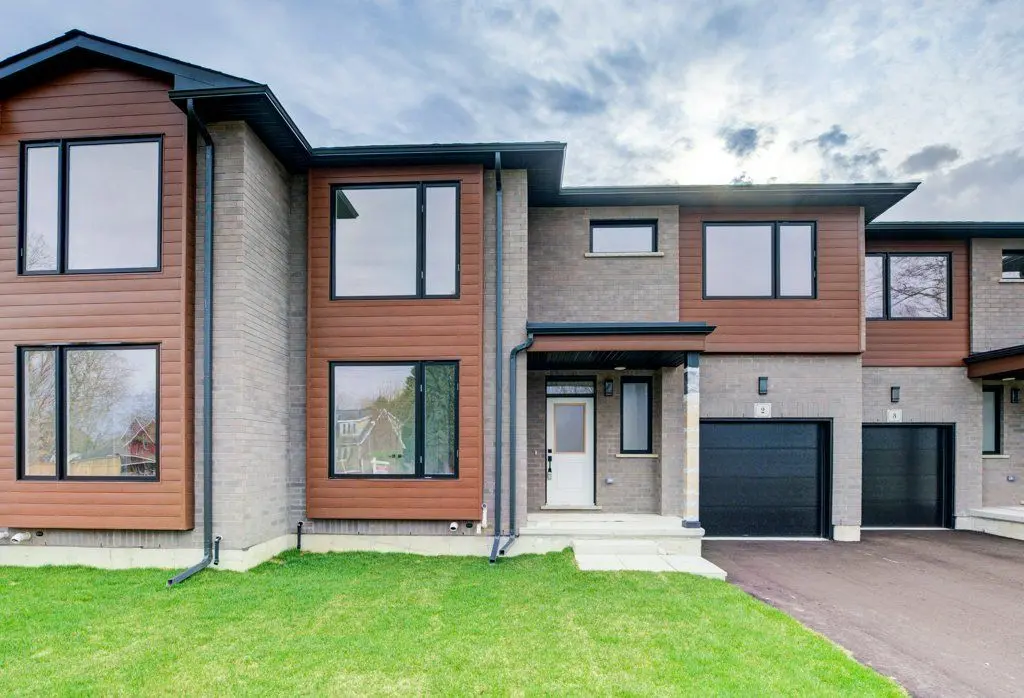 264 Blair RD #2, Cambridge, ON N1S 4K9