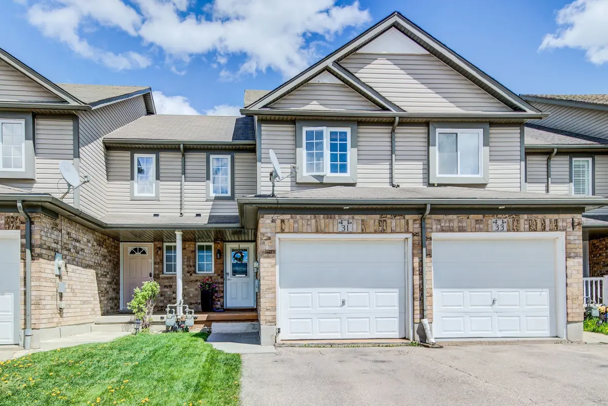 31 Red Clover CRES, Kitchener, ON N2E 4G8