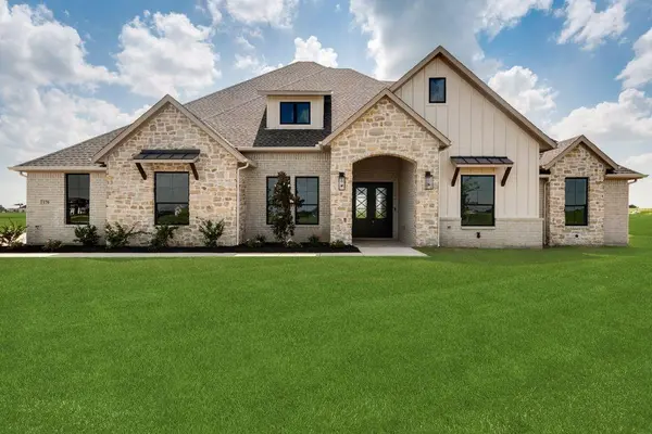 170 Maci Drive, Waxahachie, TX 75167