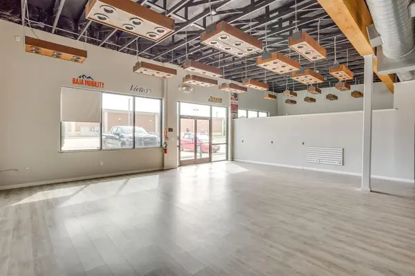 1333 N Plaza Drive #102, Granbury, TX 76048
