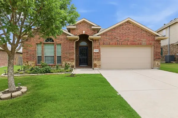 10856 Middleglen Road, Fort Worth, TX 76052