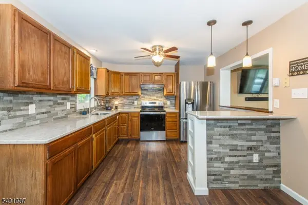 5 Valley Dr W, Vernon Twp., NJ 07418
