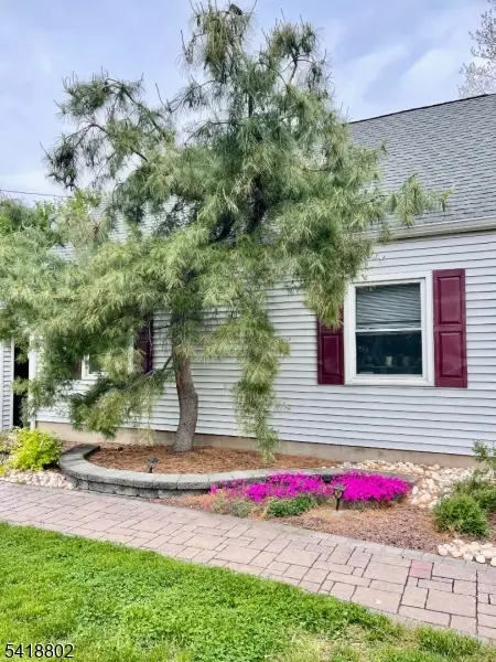 94 Bennington Pkwy, Franklin Twp., NJ 08823