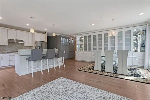 2 Vanderbilt Blvd #106, Florham Park Boro, NJ 07932