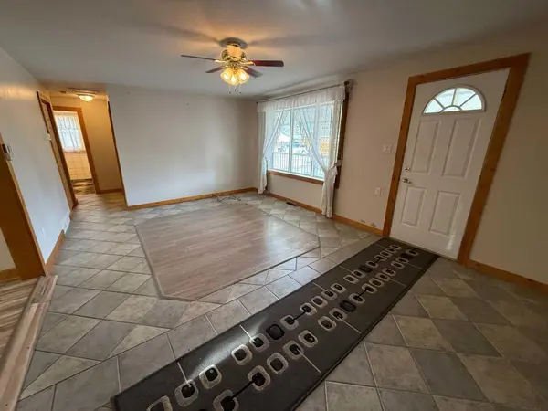 152 Sherwood DR, Hinton, AB T7V 1P6