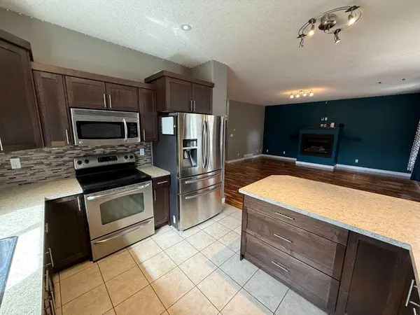 107 Wolf Willow CV, Hinton, AB T7V 0B2