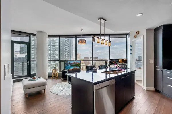 225 11 AVE SE #2301, Calgary, AB T2G 0G3