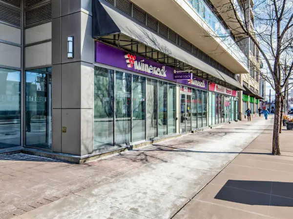 522 St. Clair AVE W, Toronto C03, ON M6C 1A2