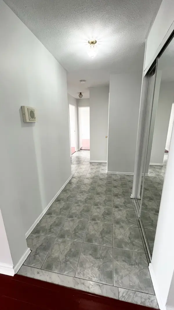 5 Shady Golfway #1606, Toronto C11, ON M3C 3A5