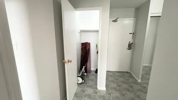 5 Shady Golfway #1606, Toronto C11, ON M3C 3A5