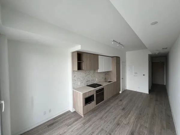 2020 Bathurst ST #732, Toronto C03, ON M5P 0A6
